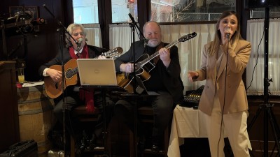 Ema Jusic i duo Vukan i Srdjan.JPG